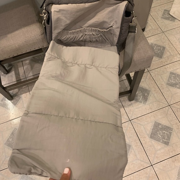 Petunia Pickle Bottom Diaper Bag - Picture 6 of 6